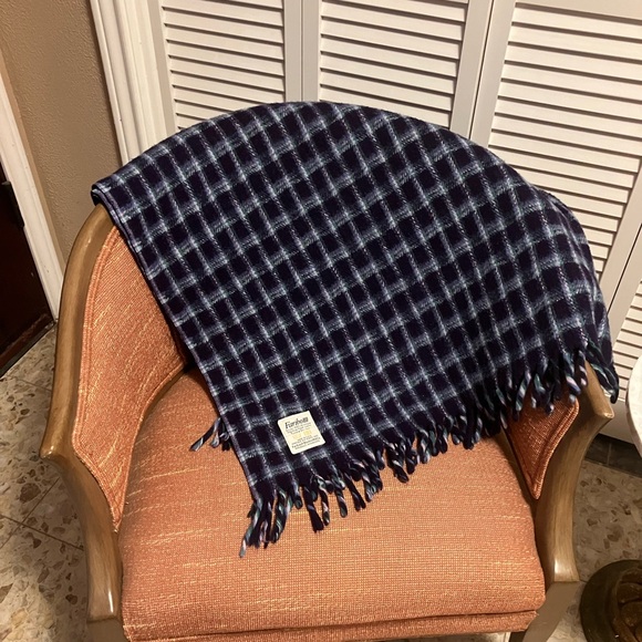 Vintage Faribo Woolen Mill Co Throw Blanket w/ fringe - Picture 9 of 11
